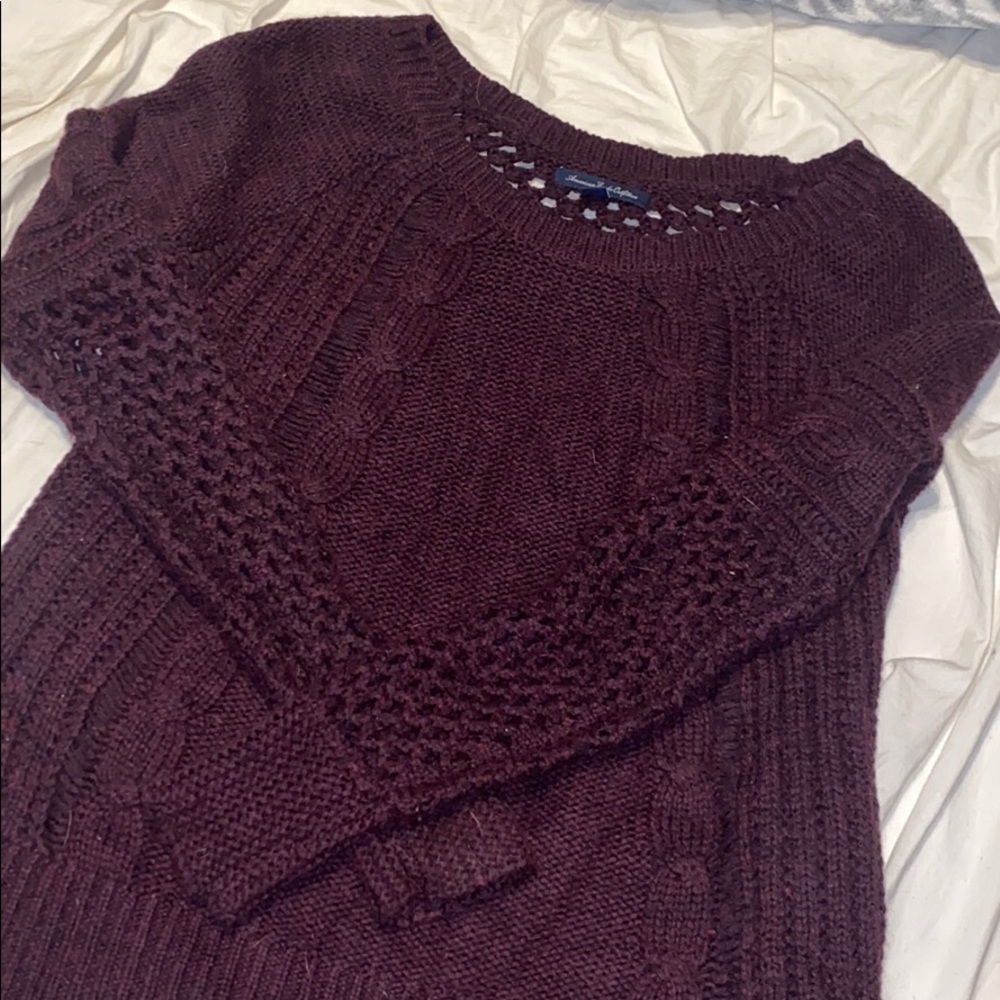Burgundy American eagle sweater